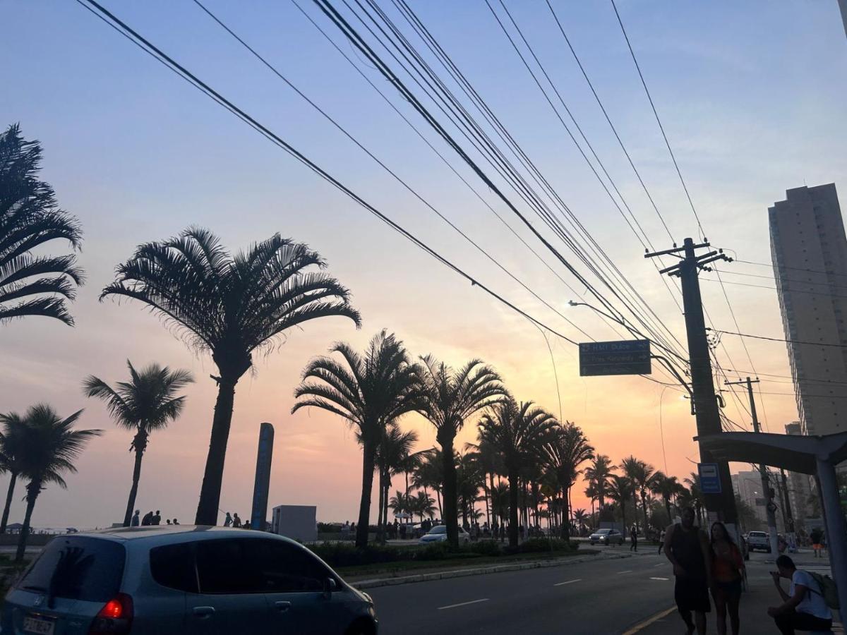 Apto 714 - Predio Em Frente Mar Praia Grande (Santos)